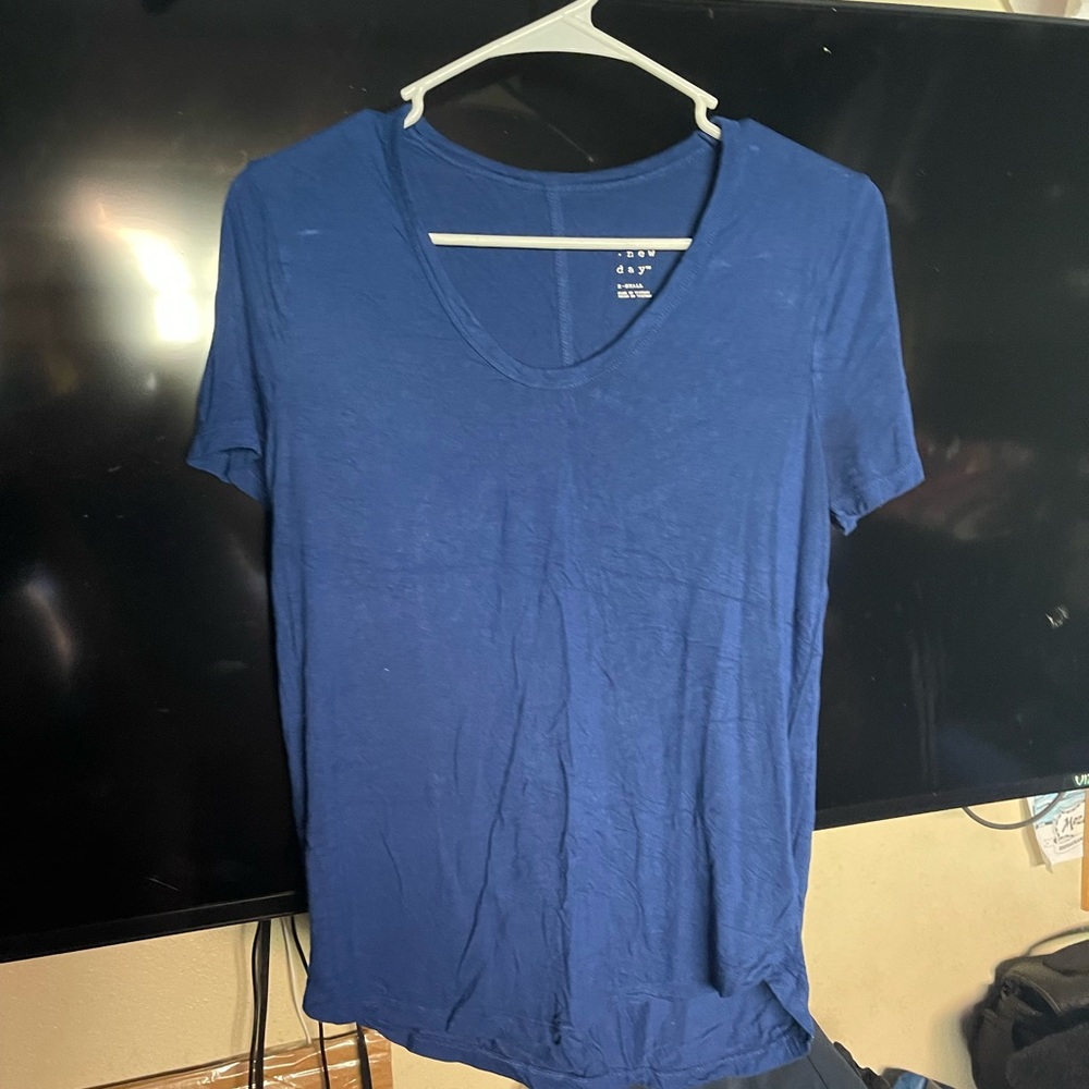 Blue tee